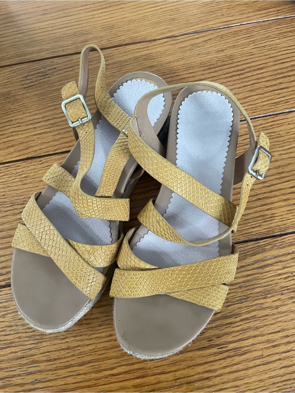 Sofft Yellow Textured Strappy Sandals